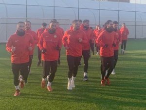 Talasgücü Belediyespor İkinci Yarı İçin Topbaşı Yaptı