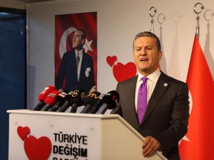 Sarıgül: “Gençleri Biraz Mutsuz, Umutsuz Gördüm”