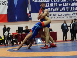 Türkiye U23 Serbest Güreş Şampiyonası Başladı