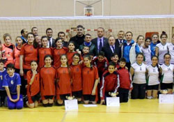 Okullar Voleybol Yıldızlar İl Birinciliği Sona Erdi