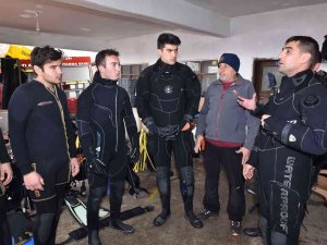 Ankara İ̇tfaiyesi Yeni Dalgıçlar Yetiştiriyor