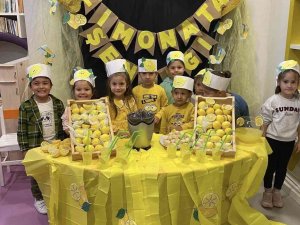 Oyuncak Ve Sanat Atölyesi’nde Çocuklarla Atölye Çalışmaları
