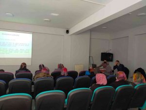 Afyonkarahisar’da ’Kadın Kültür Evleri’nden Eğitime Destek