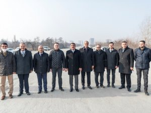 Başkan Gürkan, 35 Metrelik Yolda İncelemelerde Bulundu