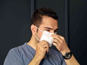 Burun Ucu Düşmemesi İçin Yanlış Maske Kullanımına Uzmanından Uyarı