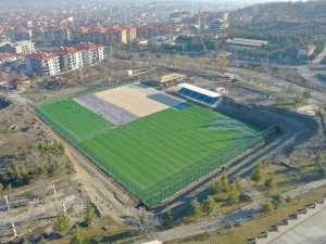 Emre Mahallesi Spor Kompleksi Tamamlanıyor