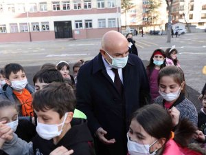 Başkan Altınok’tan Okullara Yeni Yıl Ziyareti