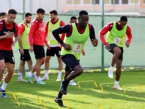 Alanyaspor, Medipol Başakşehir Maçına Hazırlanıyor