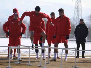 Sivasspor, Konya Maçına Yoğun Tempoda Hazırlanıyor