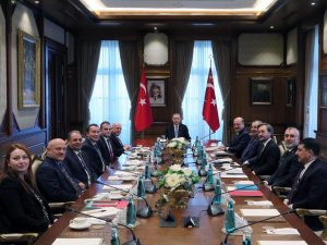 Cumhurbaşkanı Erdoğan, Bakan Bilgin Ve Hak-i̇ş Heyetini Kabul Etti