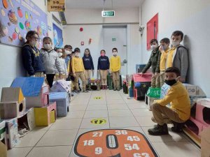 Minikler Kedileri "Ev"lendirdi