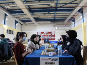 Yurtlar Arası Satranç Şampiyonası Yapıldı
