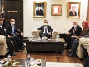 Bakan Özer’den Şanlıurfa Büyükşehir Belediyesine Ziyaret