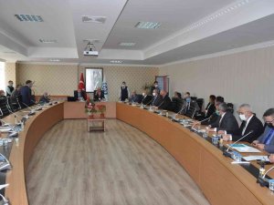 Yök Başkanı Prof. Dr. Özvar: “Eğitim-öğretim Devam Ediyor”