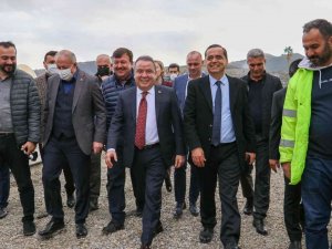 Başkan Böcek, Gazipaşa Kültür Merkezi İnşaatını İnceledi