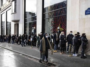 Avrupa’da Artan Covid-19 Vakaları Sonrasında Önlemler Artıyor