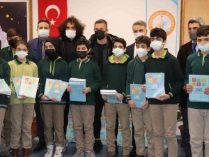 Malatya’da Öğrencilere Yardımcı Kaynak Kitap