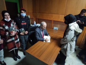 Eğitimci Yazar Halit Ertuğrul’dan Öğrencilere Konferans