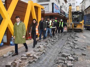 Grand Ve Orient Bazaar Sokak Sağlıklaştırma Projesinde İlk Kazma Vuruldu