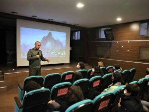 Güven İ̇slamoğlu Başakşehirli Çocuklara Sıfır Atığın Önemini Anlattı