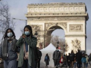 Fransa’da Son 24 Saatte 261 Bin 481 Yeni Vaka