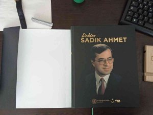 Doktor Sadık Ahmet’in Hayatı, Doğumunun 75’inci Yılında Kitaplaştırıldı
