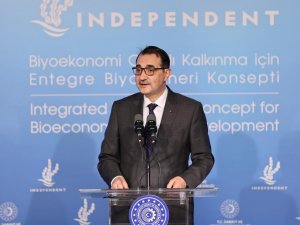 Enerji Ve Tabii Kaynaklar Bakanı Fatih Dönmez: ’’Biyojet Ve Biyodizel Yakıtların Üretimine Yönelik Yürütülen Ar-ge Projesinde Önemli Bir Yol Kat Edildi. Jet Yakıtı Projesinin Ar-ge Çalışmaları Tamamlandı. Bugün Açacağımız Te