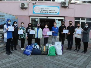 Samsun’daki Okuldan Evi Yanan Aileye Destek