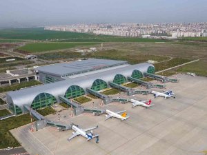 Diyarbakır Havalimanı 2021 Yılında 1 Milyon 360 Bin Yolcuya Hizmet Verdi