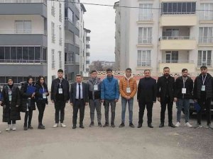 Yazıkonak’ta Halkın Öneri, İstek Ve Şikayetleri Kapı Kapı Ziyaret Edilerek Alınıyor
