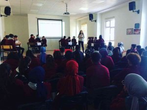 Lise Öğrencilerinin Bilgi Yarışması Heyecanı