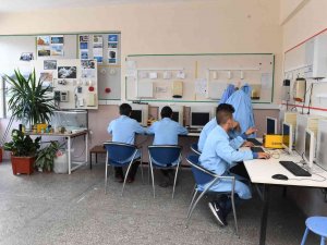 Mesleki Eğitim Merkezilerine Kayıtlı Öğrenci Sayısı Yüzde 57 Artış Gösterdi