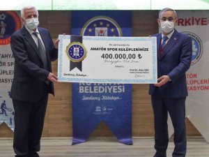Kütahya Belediyesi’nden 66 Amatör Spor Kulübüne 400 Bin Tl’lik Nakdi Yardım