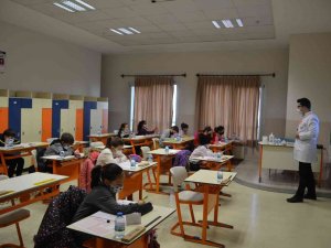 Tekden Giriş Sınavı’na Yoğun İlgi