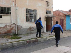 Çorum Polisinden Metruk Evlere Denetim