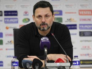 Erol Bulut: "Bugün Futbolun Detaylarını İyi Yerine Getirerek Üç Puanı Aldık"