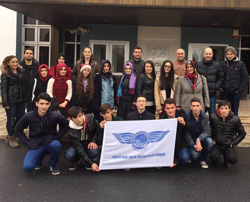 Lise Öğrencileri İlk Kez Uçakla Tanıştı