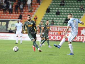 Spor Toto Süper Lig: Alanyaspor: 1 - Medipol Başakşehir: 1 (Maç Sonucu)
