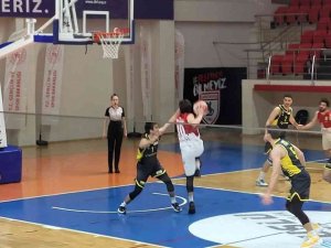 Samsun Basketbol Akademi: 72-fenerbahçe Koleji: 97