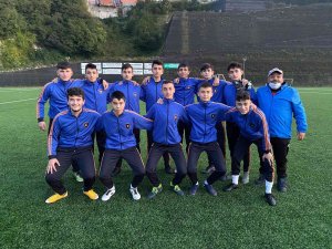 Amatör Maçta 8 Kırmızı Kart