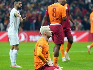Victor Nelsson Cezalı Duruma Düştü