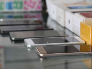 Taksit Düzenlemesini Olumlu Bulan Telefoncular Yenilenmiş Telefon Satışında Rekabetin De Korunmasını İstiyor