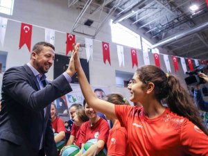 Tbf Başkanı Türkoğlu: “Türk Basketbolunda Bir Jenerasyon Değişikliği Yaşandı”