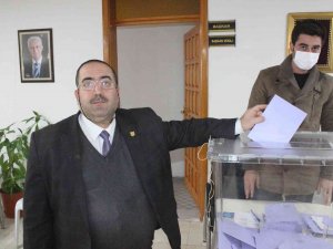 Büyükköşker Güven Tazeledi