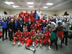 Yiğidolar’dan Galibiyet Pozu