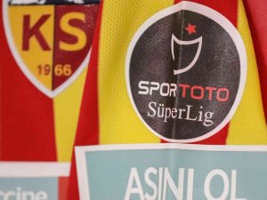 Bakan Koca’dan Yerli Aşı Turkovac’ı Formasına Taşıyarak Sahaya Çıkan Yukatel Kayserispor’a Teşekkür