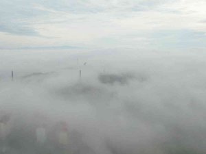 Balıkesir’de Yer Sisli, Hava Güneşli