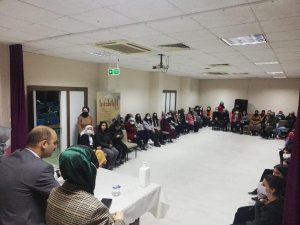 İ̇l Müdürü Özdemir Öğrencilerle Bir Araya Geldi