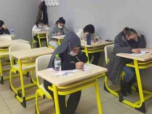 Öğrenciler Açılı Olmak İçin Ter Döktü