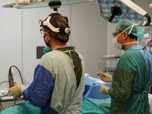 20 Dakikalık İşlem İle Sağlığına Kavuştu